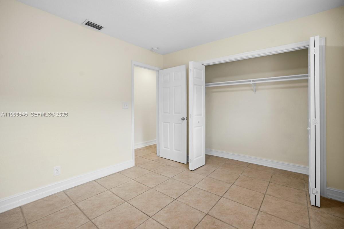 7604 Southwest 10th Court, Unit 2 Pompano Beach, FL 33068 - Photo 8 of 19 a view of an empty room