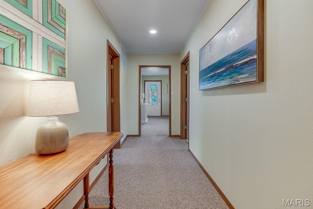 812 West Mill Street Staunton, IL 62088 - Photo 11 of 36