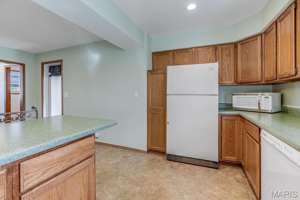 812 West Mill Street Staunton, IL 62088 - Photo 20 of 36