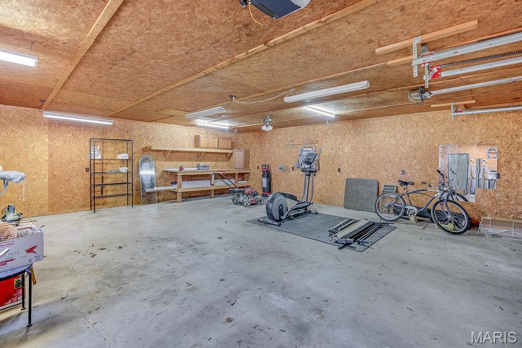 812 West Mill Street Staunton, IL 62088 - Photo 36 of 36