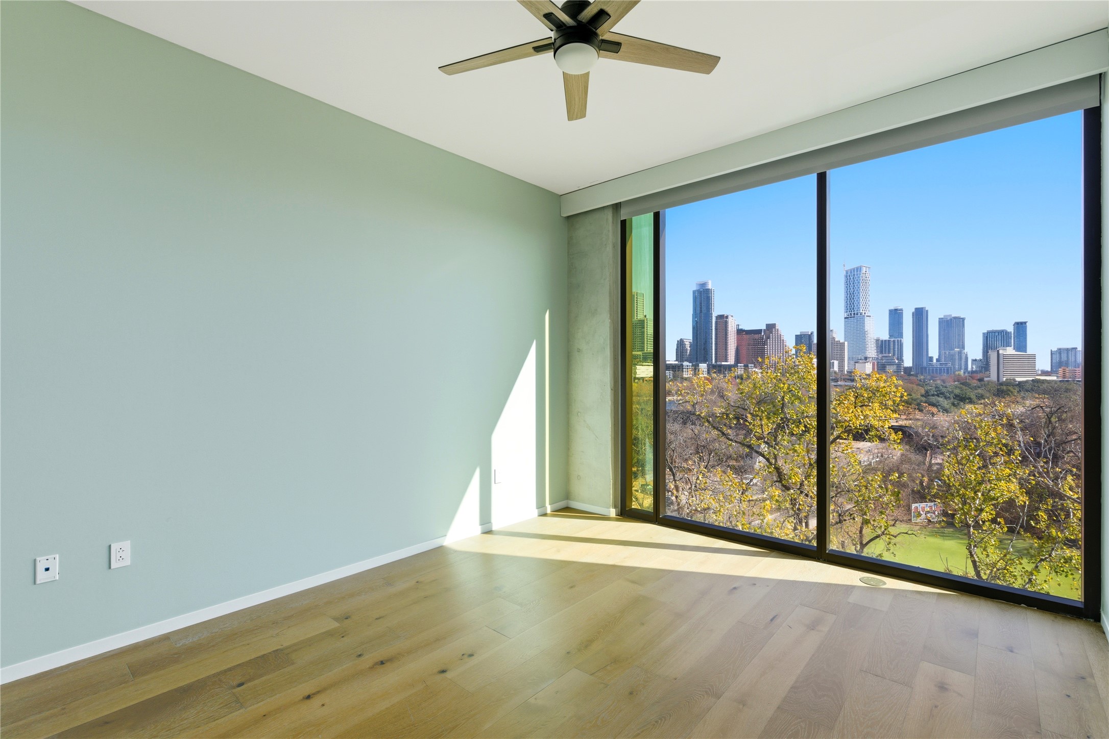 1211 West Riverside Drive, Unit 6B Austin, TX 78704 - Photo 22 of 40 Bedroom #3