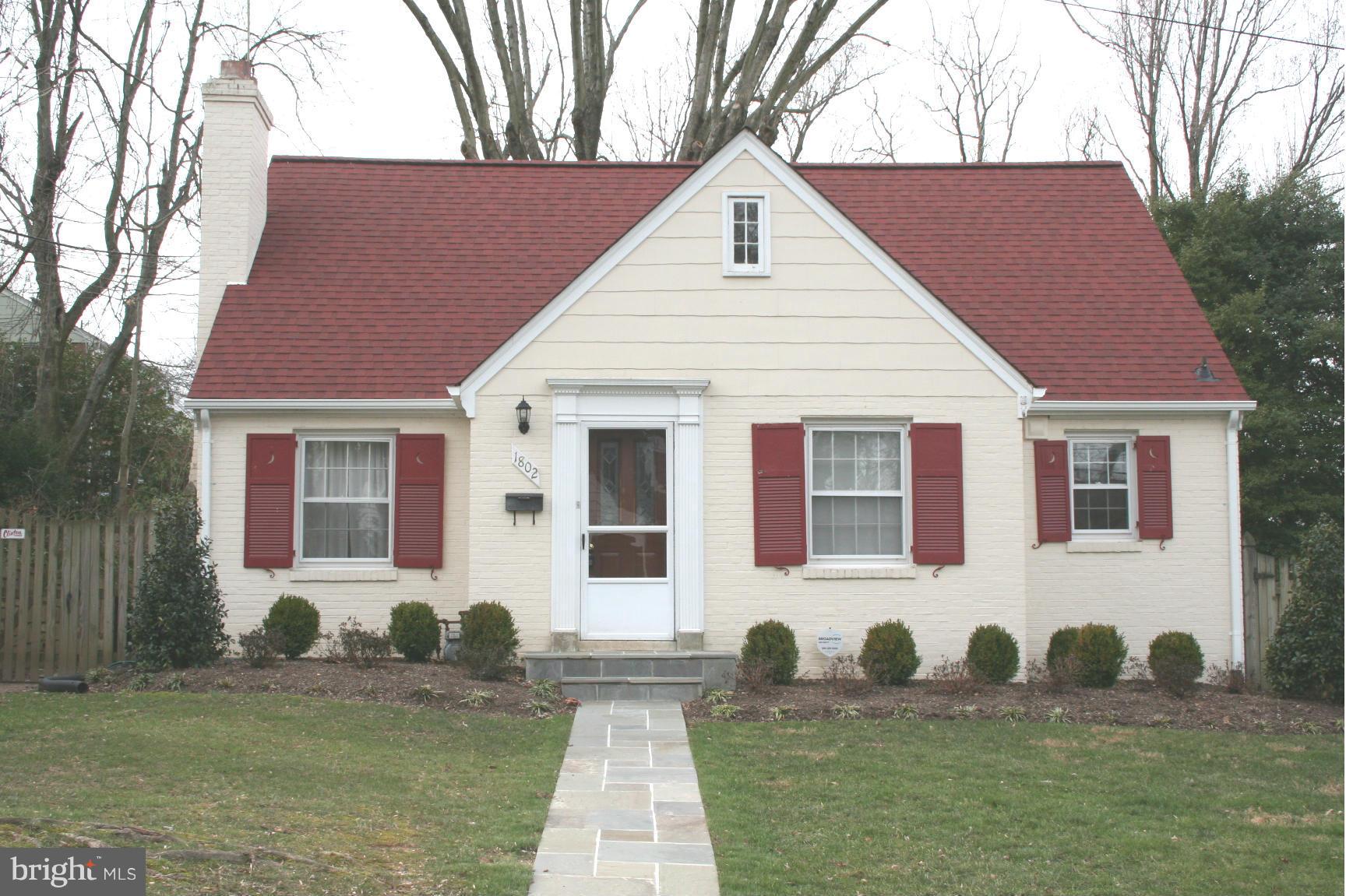 Exterior (Front)