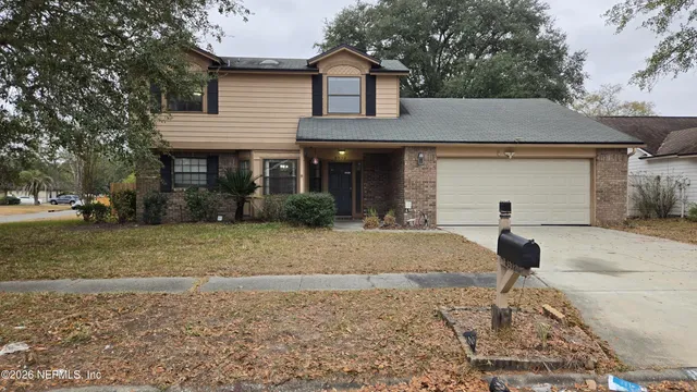 $2,000 | 8532 Bandera Circle East, Jacksonville, FL 32244