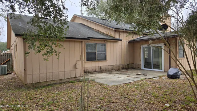 $2,000 | 8532 Bandera Circle East, Jacksonville, FL 32244