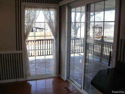 7127 East Pierson Road Davison, MI 48423 - Photo 12 of 23 Dining Room Patio doors.JPG