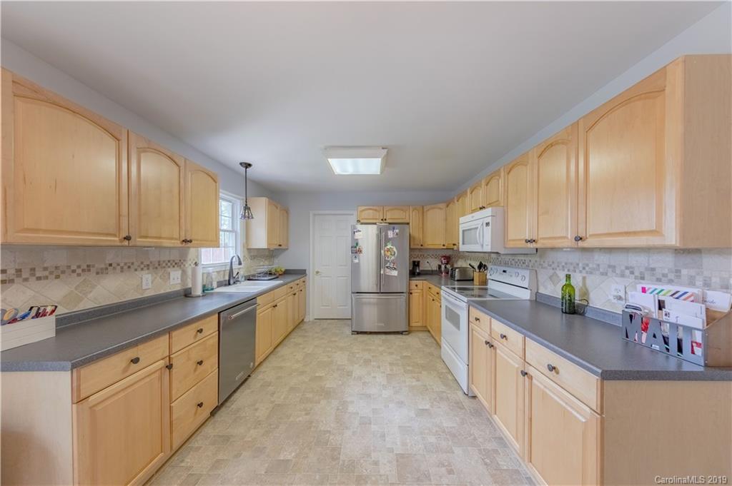 2084 Aldersgate Road Rock Hill, SC 29732 - Photo 7 of 24 Gallery Image 7