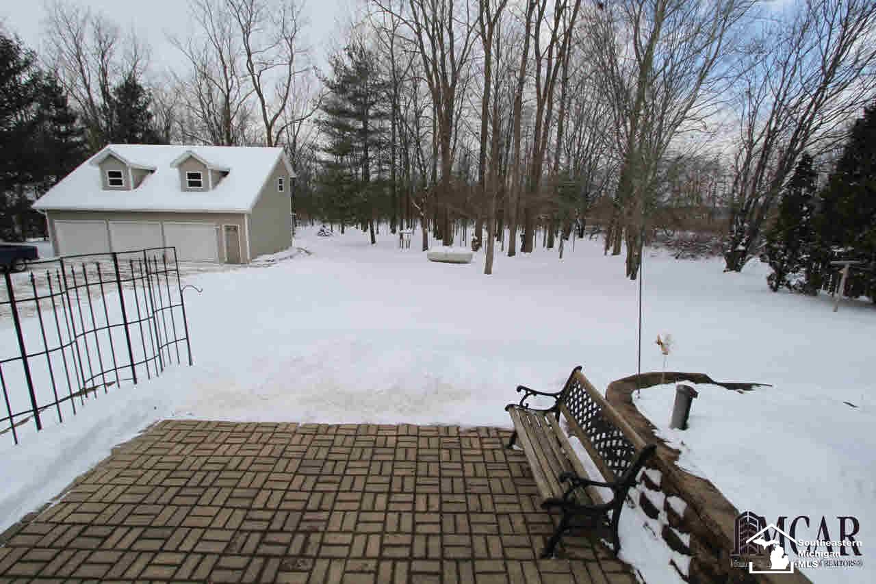2263 Sheets Road Monroe, MI 48162 - Photo 25 of 28 Brick Patio