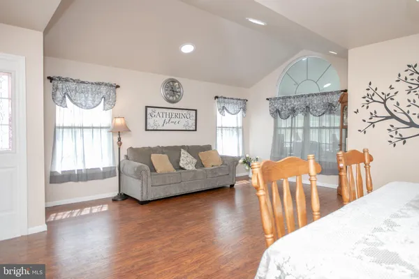 $540,000 | 26 Skyline Drive, Lakewood, NJ 08701