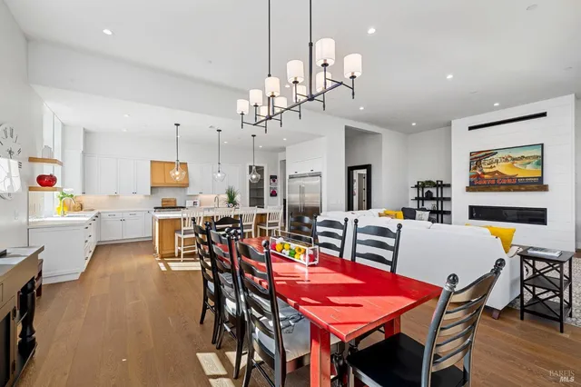 $2,150,000 | 3712 Crown Hill Drive, Santa Rosa, CA 95404