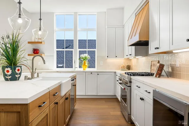 $2,150,000 | 3712 Crown Hill Drive, Santa Rosa, CA 95404