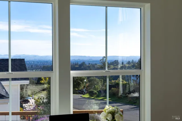 $2,150,000 | 3712 Crown Hill Drive, Santa Rosa, CA 95404