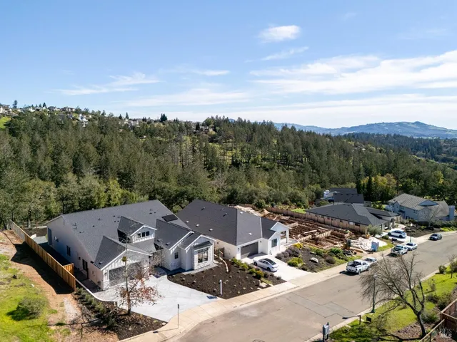 $2,150,000 | 3712 Crown Hill Drive, Santa Rosa, CA 95404