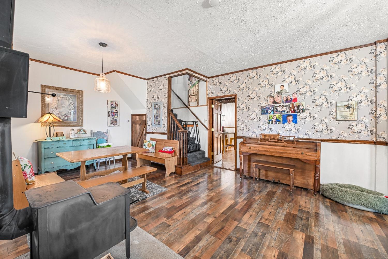 11952 Fairview Road Bennington, IN 47011 - Photo 5 of 36