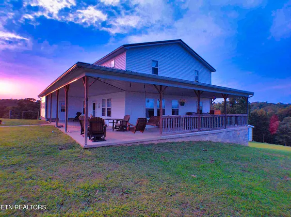 $645,000 | 1139 Deer Lodge Highway, Sunbright, TN 37872