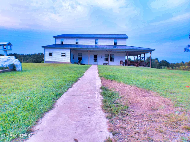 $645,000 | 1139 Deer Lodge Highway, Sunbright, TN 37872