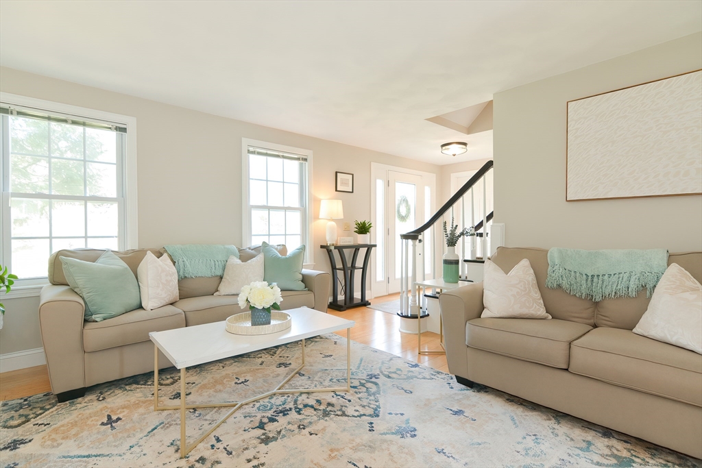 61 Powers Road Littleton, MA 01460 - Photo 4 of 42 Gallery Image 4