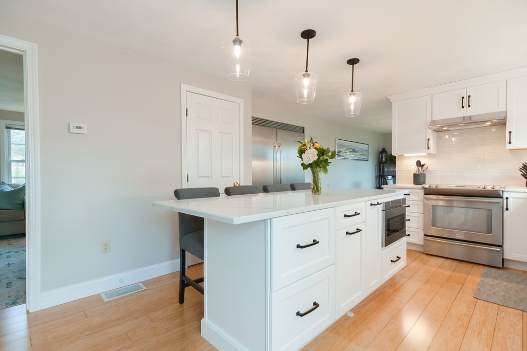 61 Powers Road Littleton, MA 01460 - Photo 7 of 42 Gallery Image 7