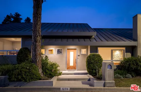$6,995,000 | 1270 Lago Vista Drive, Beverly Hills, CA 90210