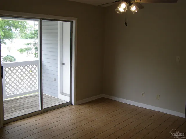 $149,000 | 601 East Burgess Road, Unit E3, Pensacola, FL 32504