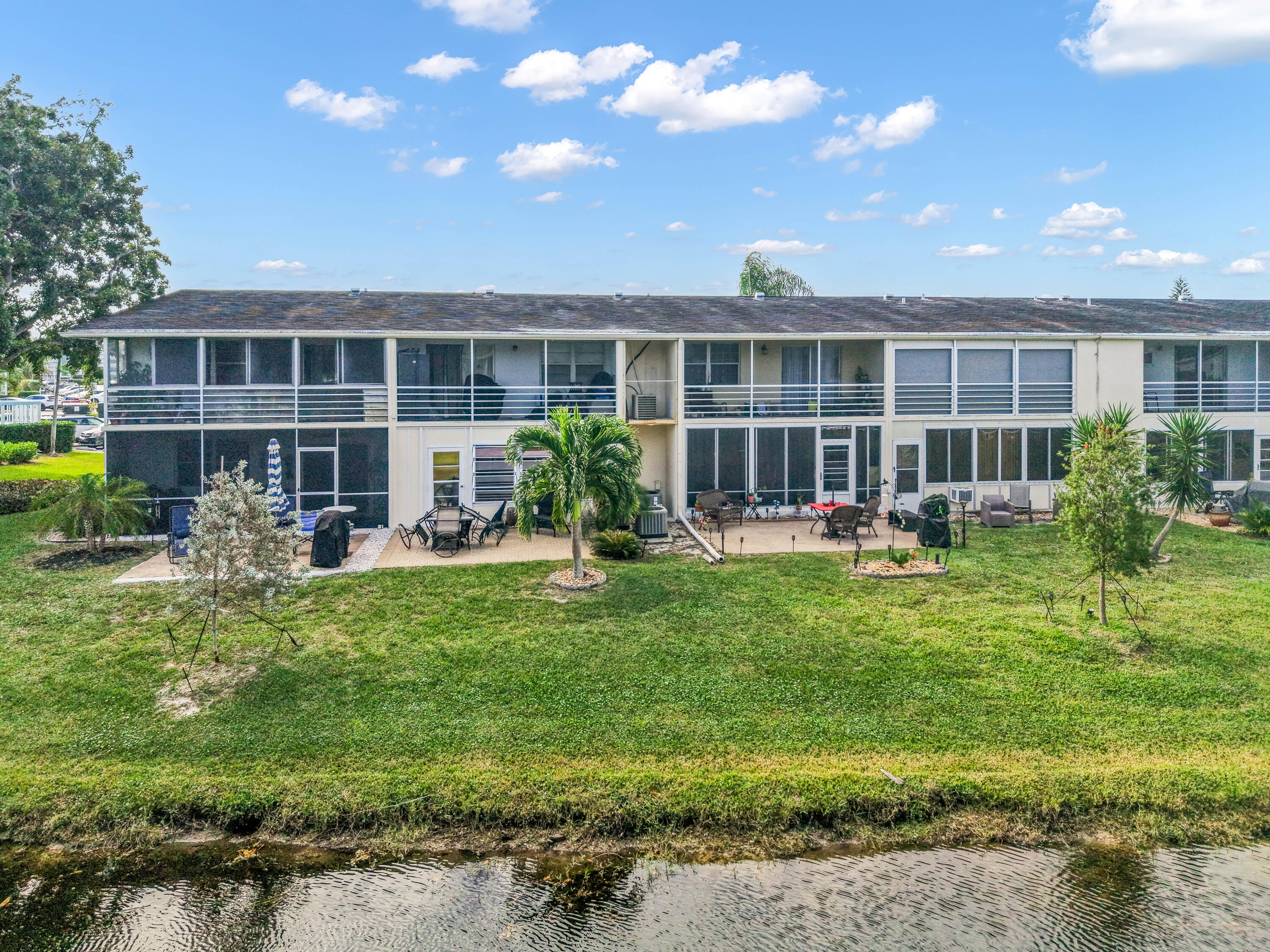 77 Markham D Deerfield Beach, FL 33442 - Photo 21 of 22 DJI_20251217094324_0146_D