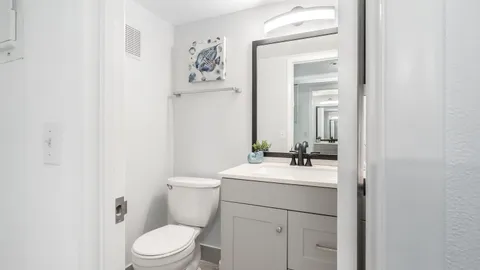 $89,000 | 77 Markham D, Deerfield Beach, FL 33442