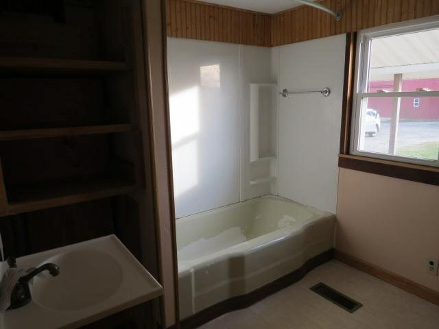 6070 West County Road Modoc, IN 47358 - Photo 11 of 17 Gallery Image 11