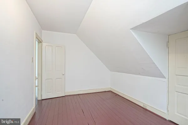 $3,500 | 315 Chestnut Street, Moorestown, NJ 08057