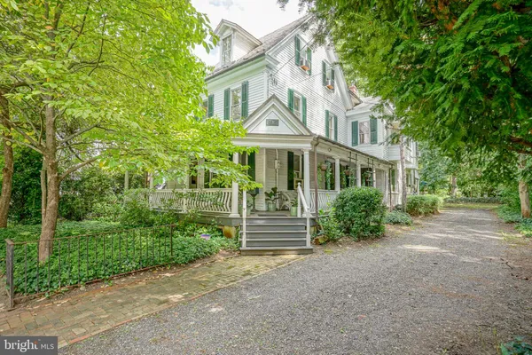 $3,500 | 315 Chestnut Street, Moorestown, NJ 08057