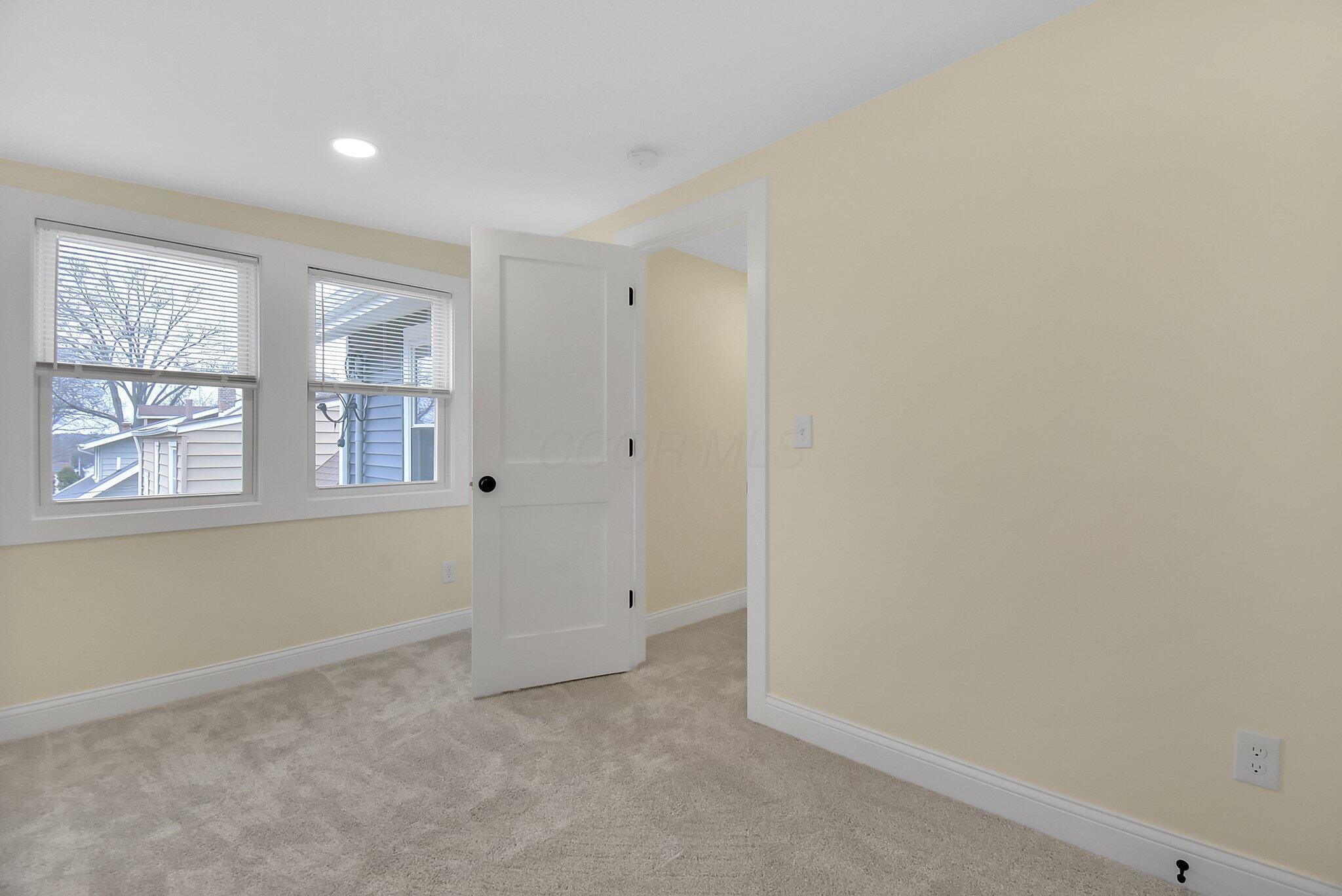 151 Richards Road Columbus, OH 43214 - Photo 22 of 36 27-web-or-mls-151-richards-rd
