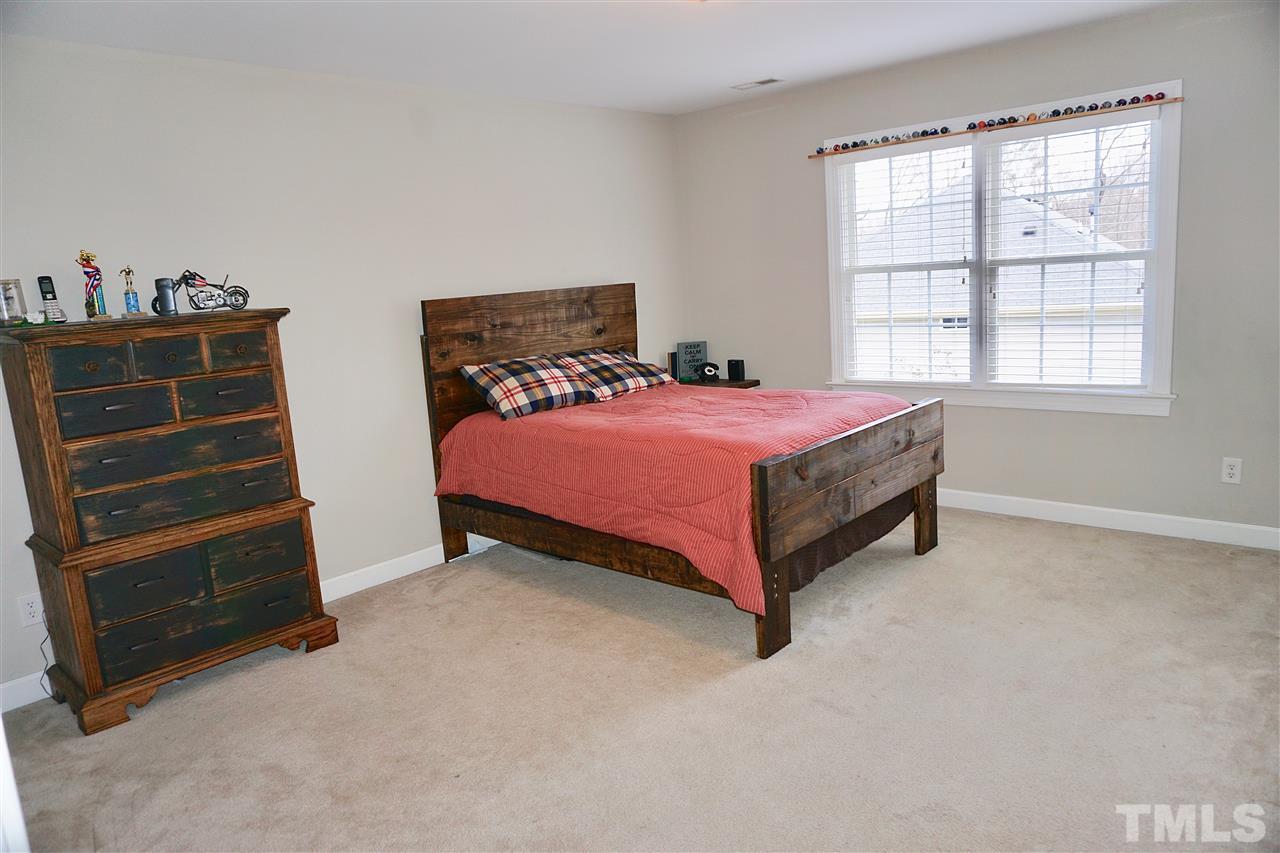 2920 Sunnystone Way Raleigh, NC 27613 - Photo 18 of 25
