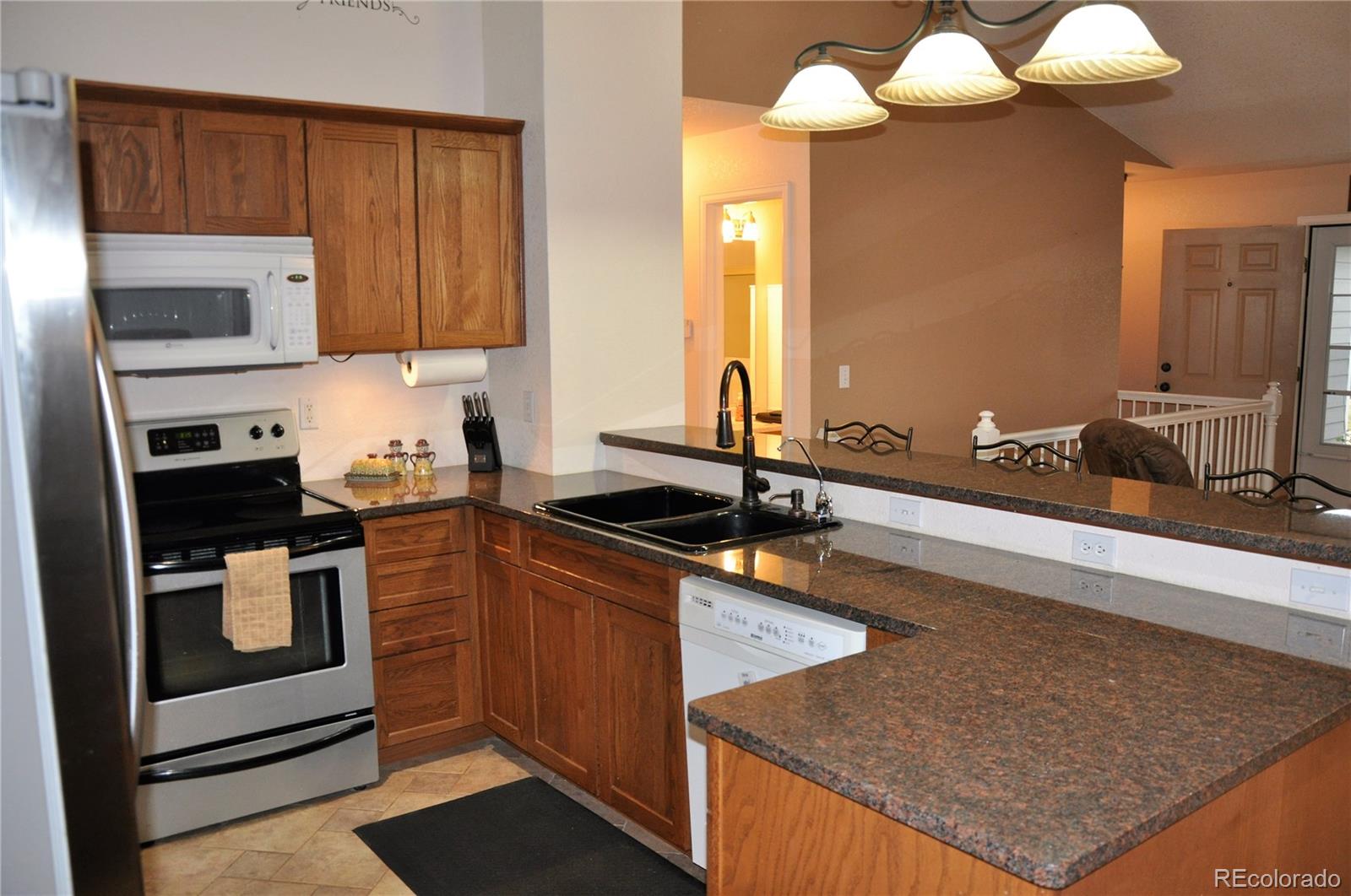 34092 Prairie Loop Elizabeth, CO 80107 - Photo 8 of 30 Gallery Image 8