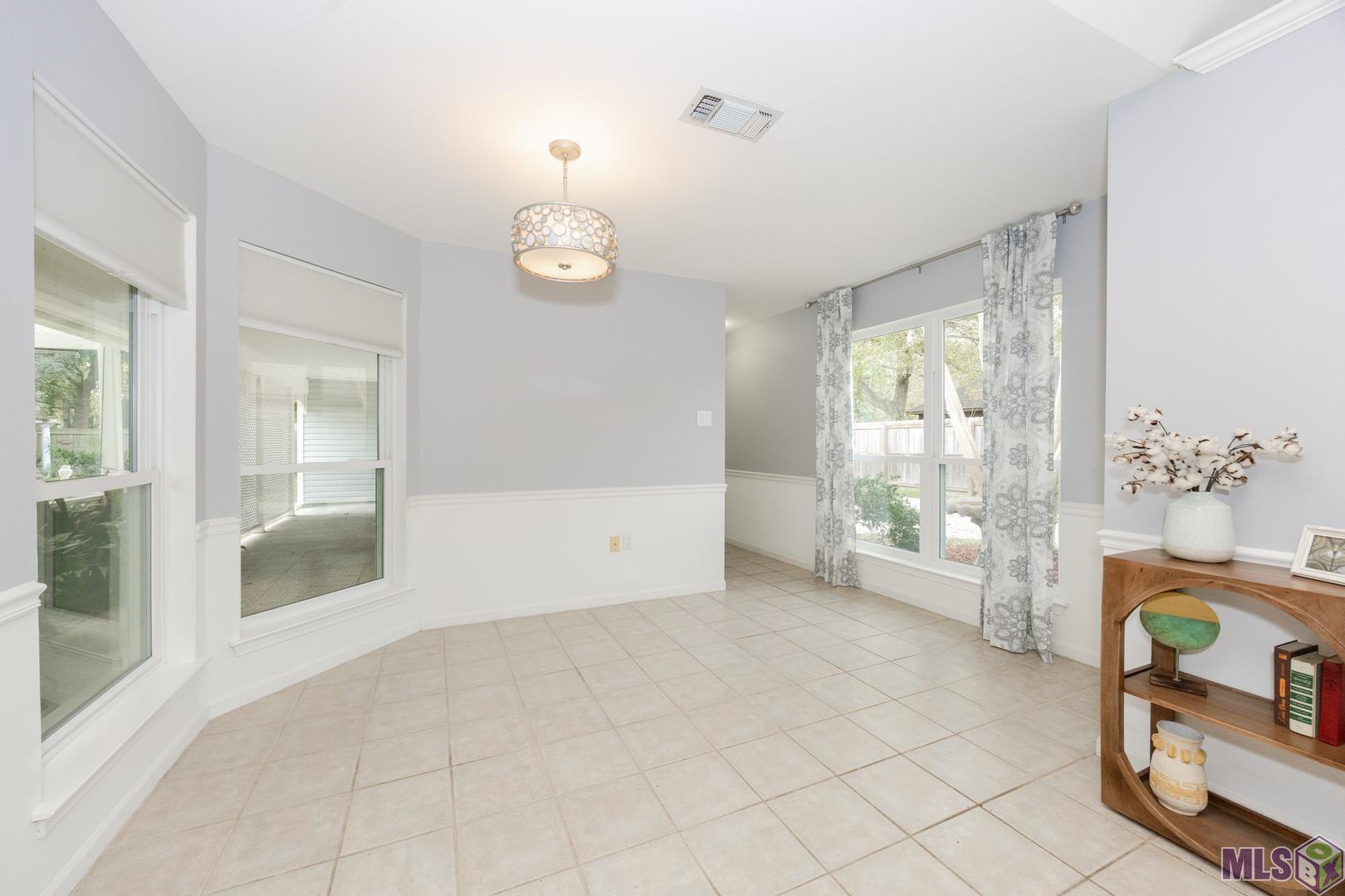 5144 Perthshire Drive Baton Rouge, LA 70817 - Photo 8 of 24 Gallery Image 8