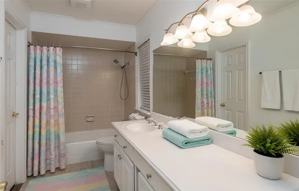 $775,000 | 13 Crestview Circle, Rockwall, TX 75087