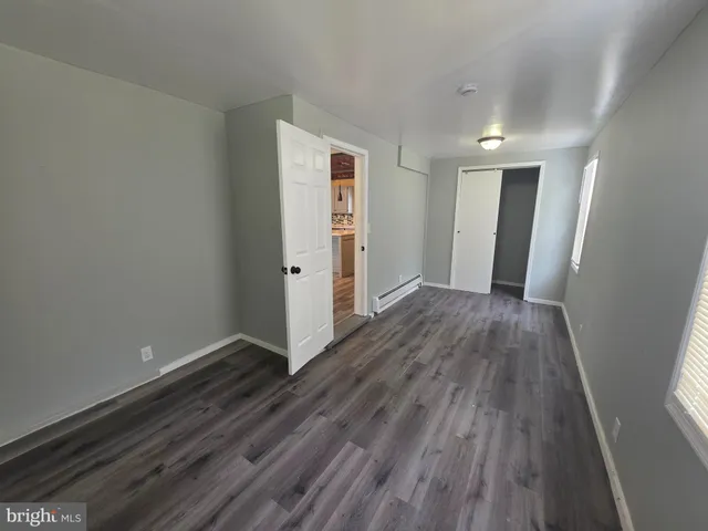 $2,725 | 522 Kuser Road, Hamilton, NJ 08619