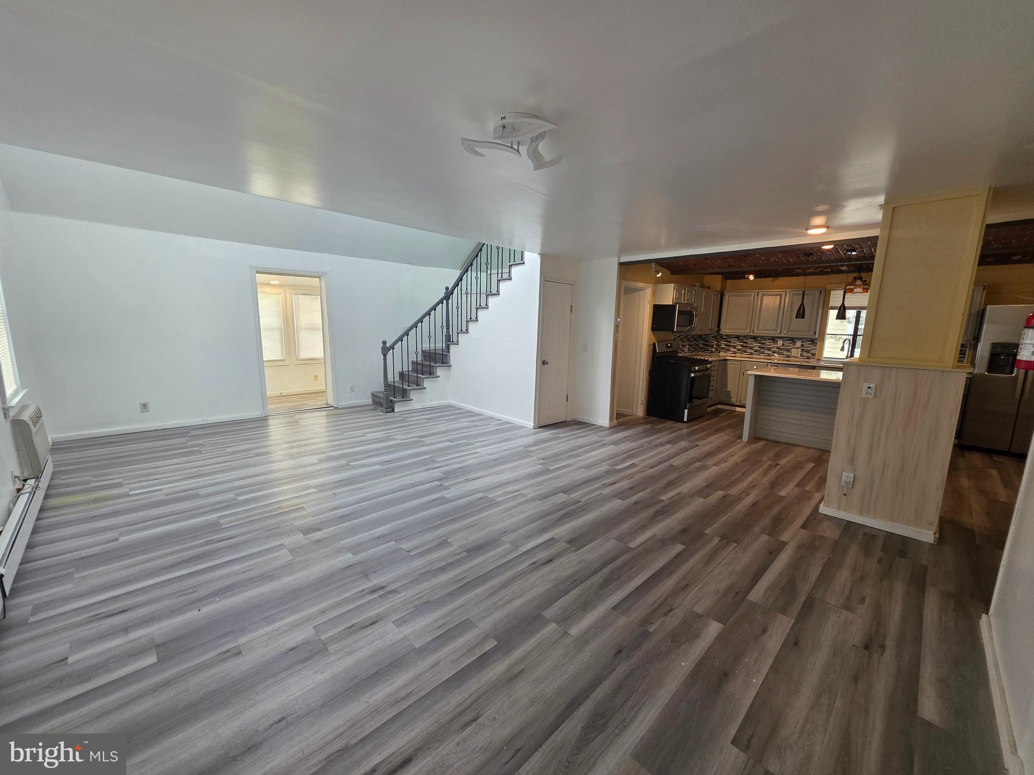 522 Kuser Road Hamilton, NJ 08619 - Photo 9 of 20