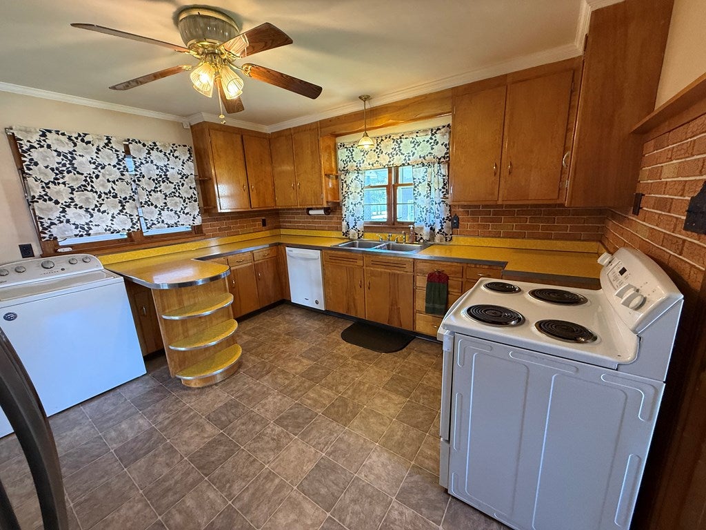 366 Ridgley Street Orbisonia, PA 17243 - Photo 12 of 77 Gallery Image 12