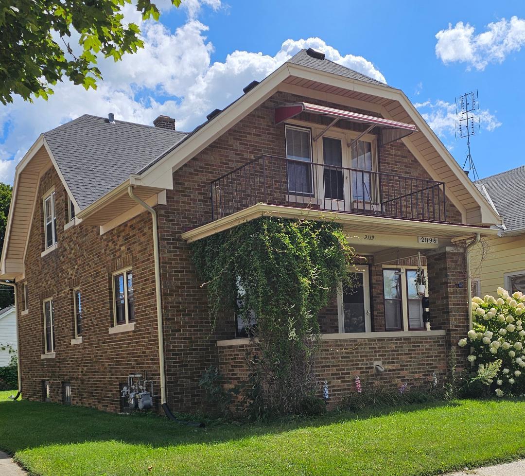 2119 Lasalle Street Racine, WI 53402 - Photo 1 of 13 Front