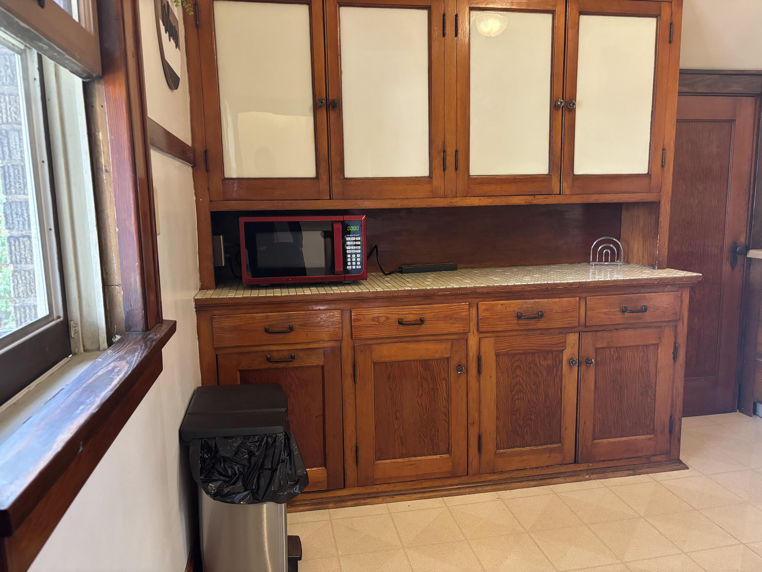 2119 Lasalle Street Racine, WI 53402 - Photo 3 of 13 Upper Kitchen Cabinets