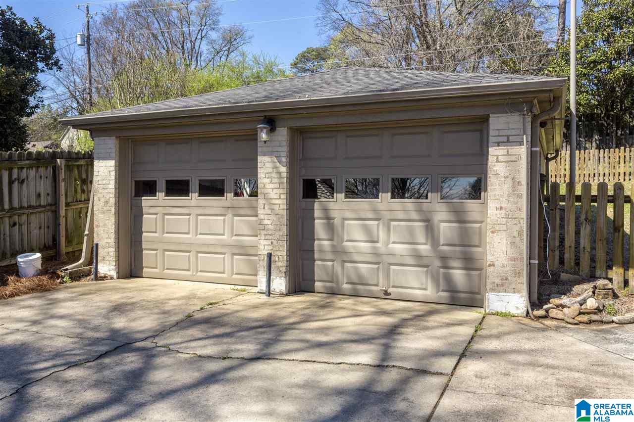 2216 Shades Crest Road Birmingham, AL 35216 - Photo 37 of 39