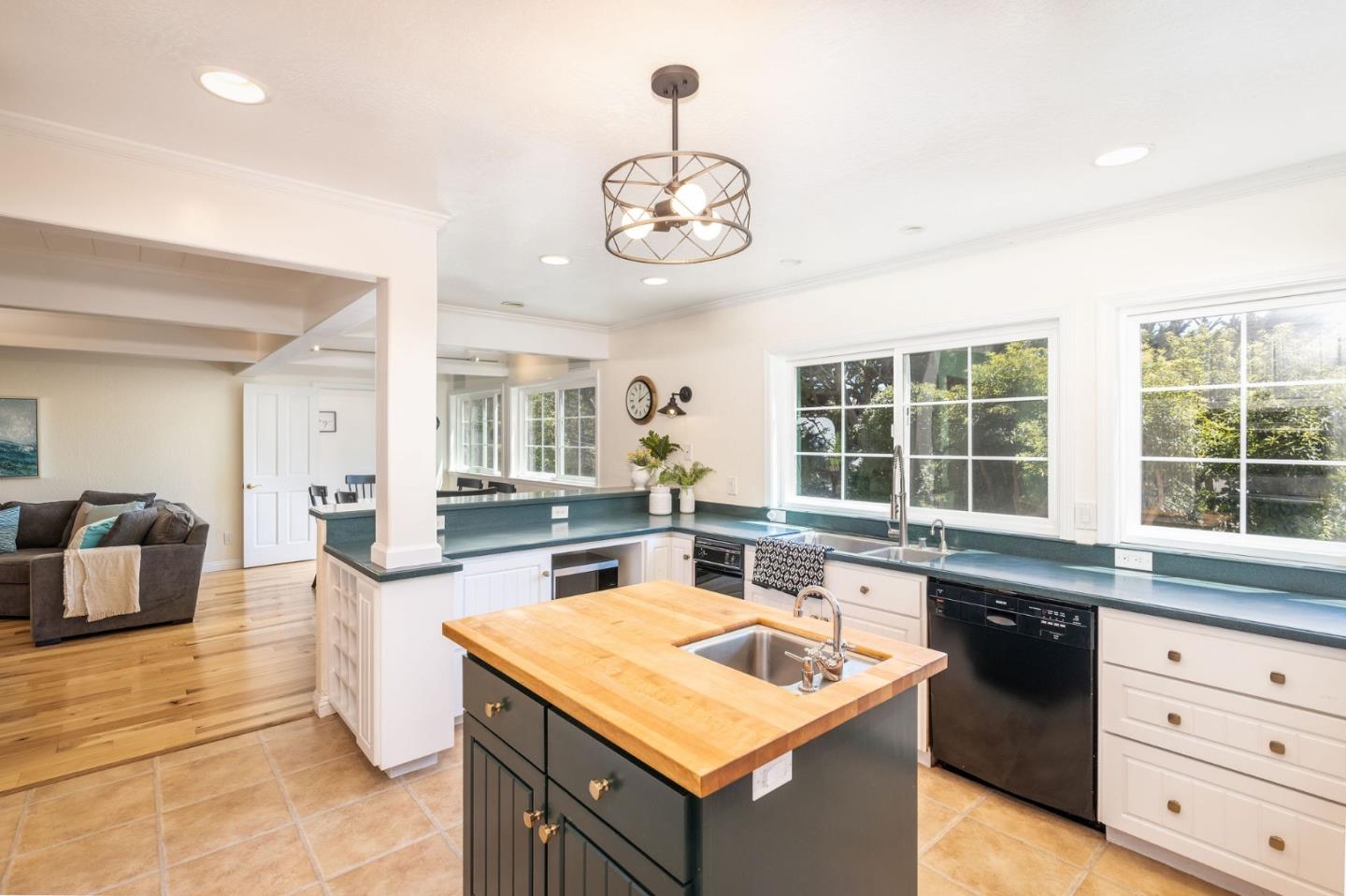 531 Isabella Road El Granada, CA 94019 - Photo 12 of 42 Gallery Image 12