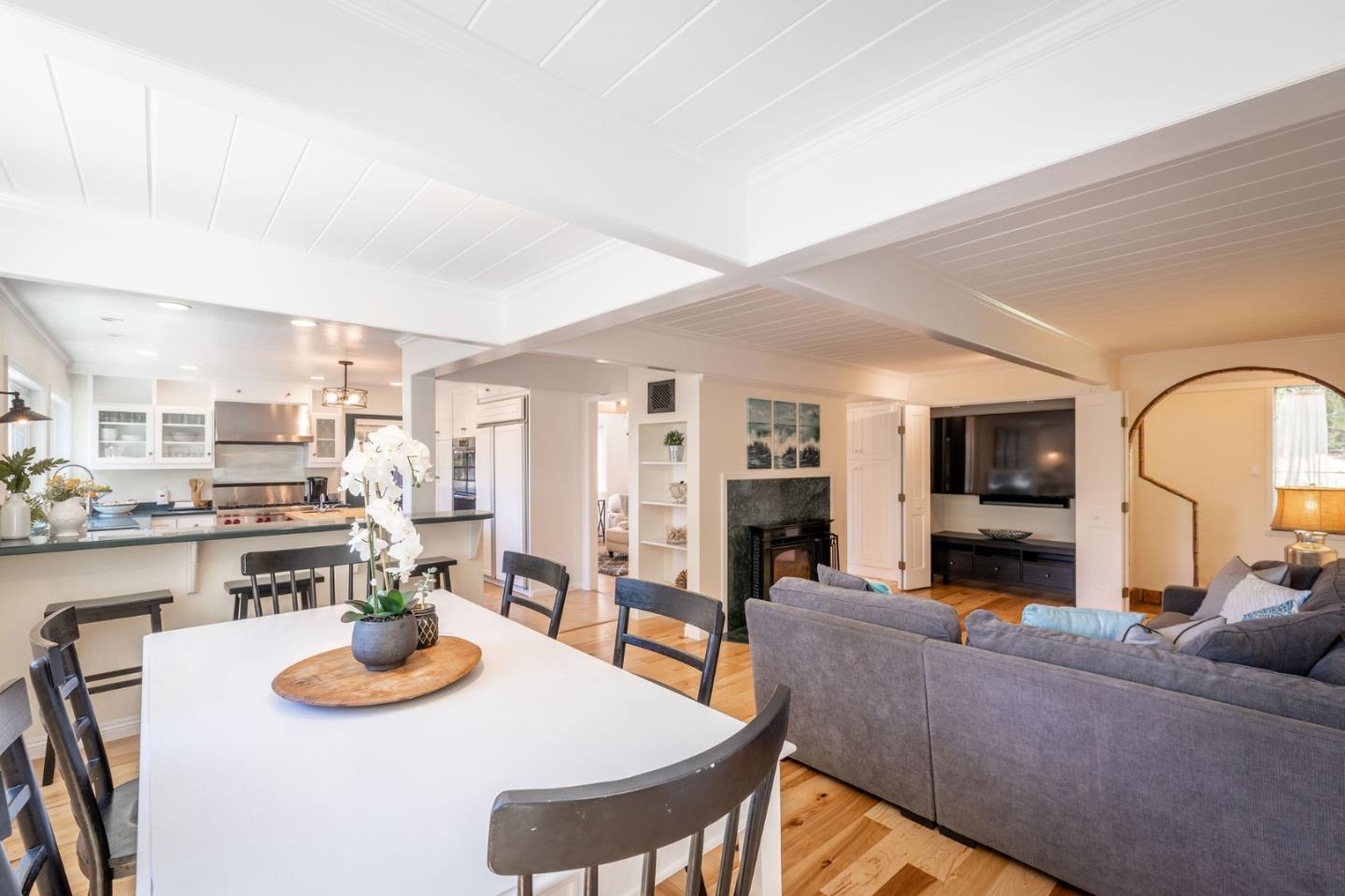 531 Isabella Road El Granada, CA 94019 - Photo 8 of 42 Gallery Image 8