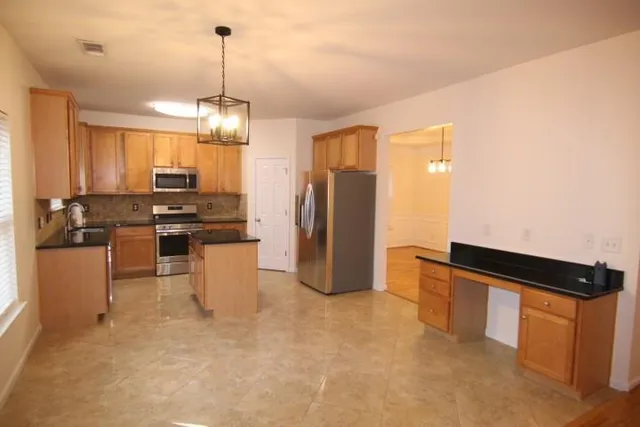 $2,750 | 700 Moonlight Way, Suwanee, GA 30024