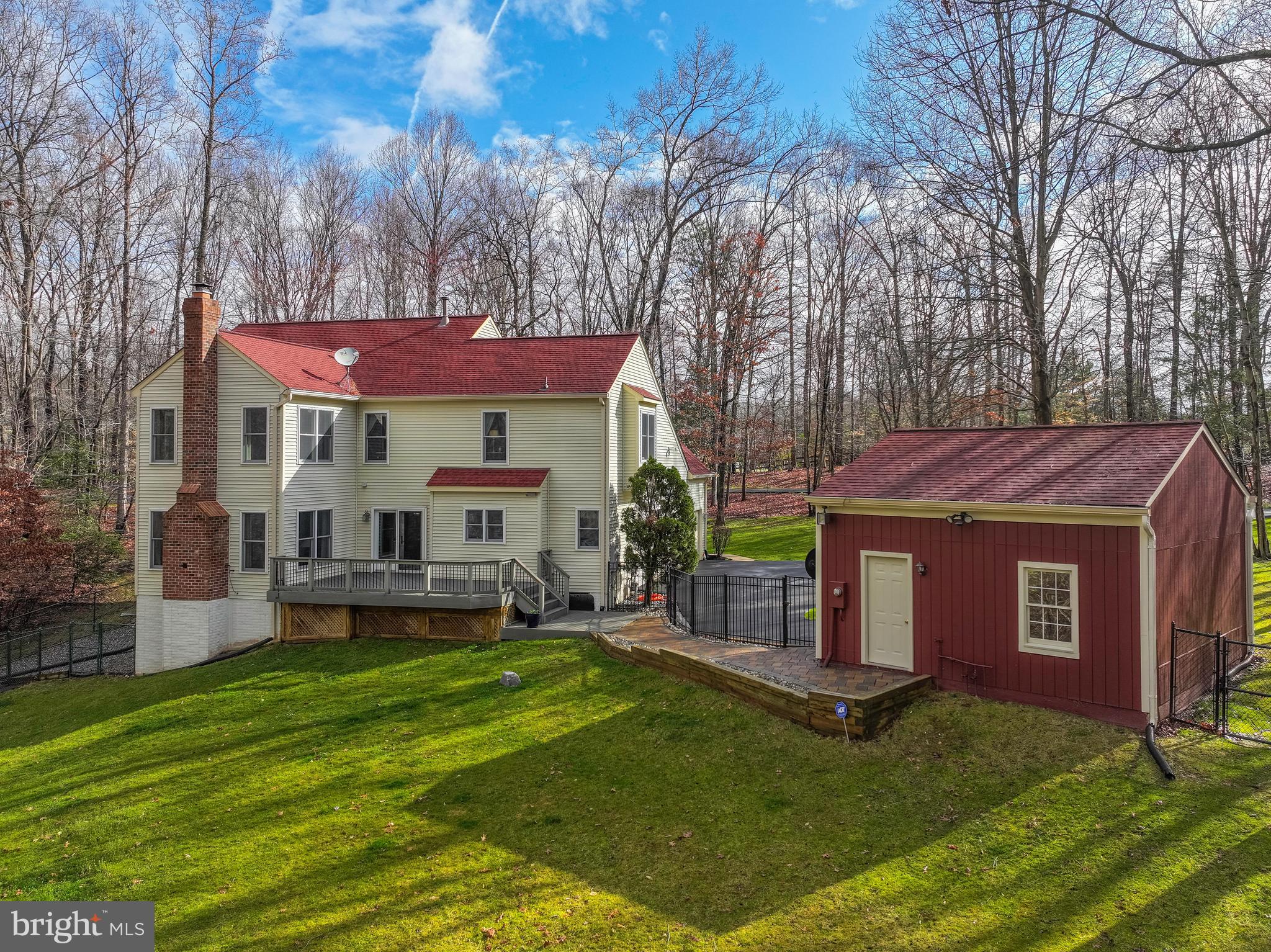 7336 Clifton Road Clifton, VA 20124 - Photo 4 of 74 Gallery Image 4