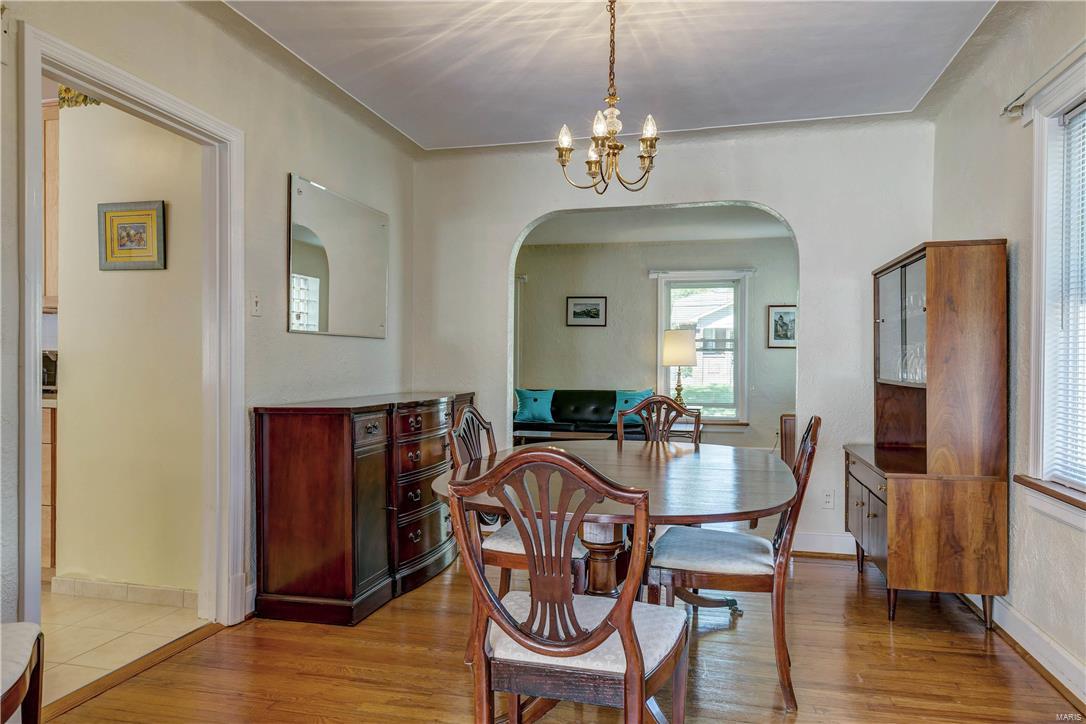 2444 Bremerton Road St. Louis, MO 63144 - Photo 8 of 36 Gallery Image 8