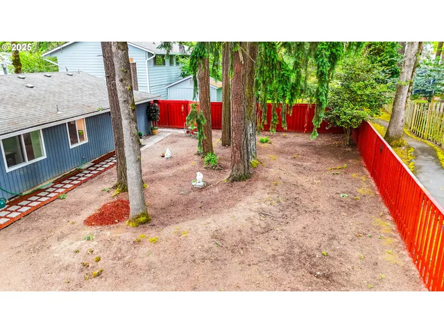 $560,000 | 6050 Southwest Cross Creek Drive, Beaverton, OR 97078