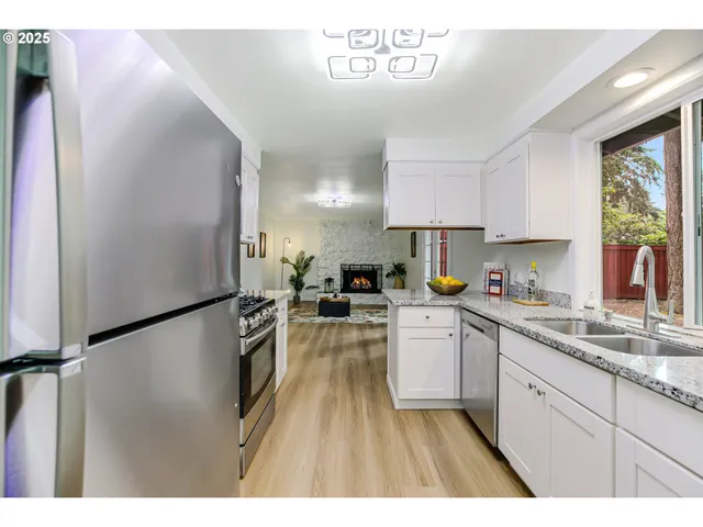 $560,000 | 6050 Southwest Cross Creek Drive, Beaverton, OR 97078