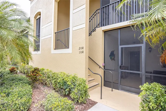 $399,900 | 7235 River Hammock Drive, Unit 204, Bradenton, FL 34212