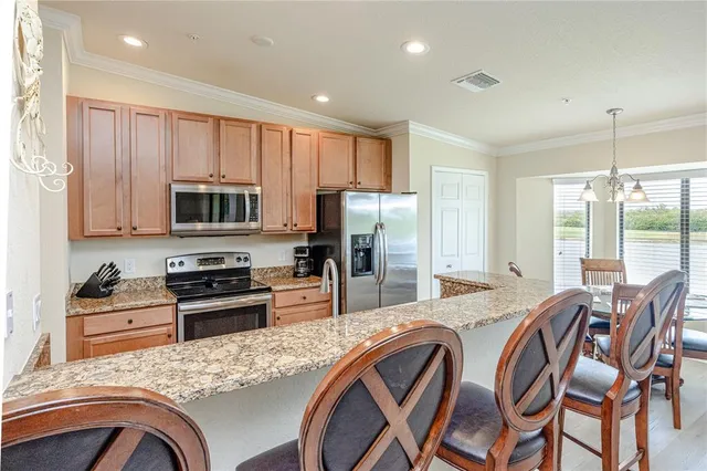 $399,900 | 7235 River Hammock Drive, Unit 204, Bradenton, FL 34212
