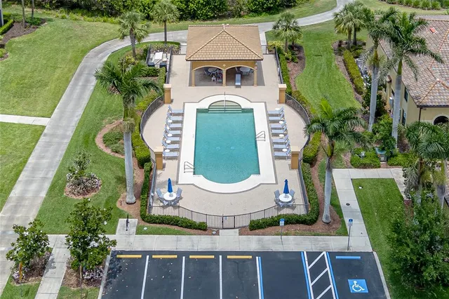 $399,900 | 7235 River Hammock Drive, Unit 204, Bradenton, FL 34212