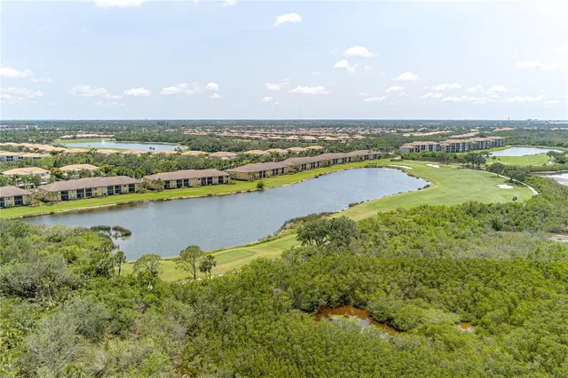 $399,900 | 7235 River Hammock Drive, Unit 204, Bradenton, FL 34212